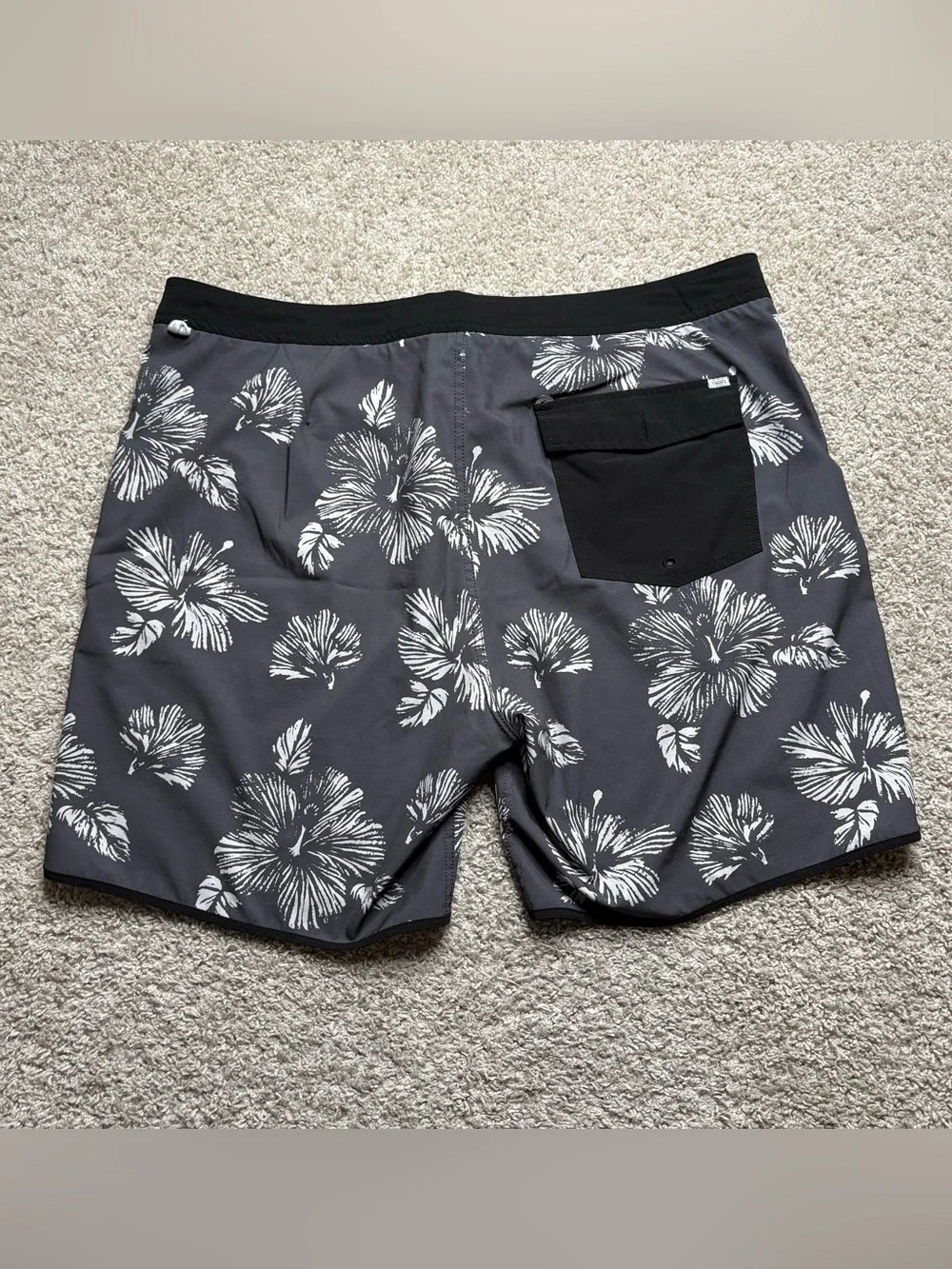 Vuori cruise boardshort